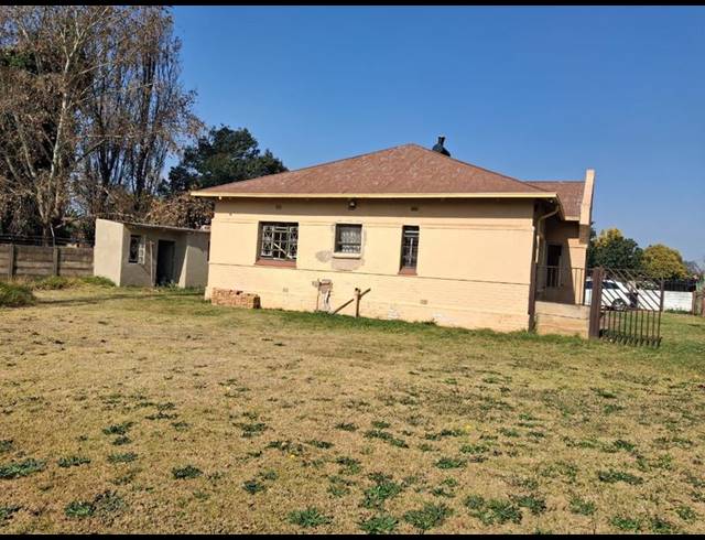 6 BEDROOM HOUSE FOR SALE IN SELCOURT